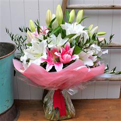 Lily Scented Bouquet